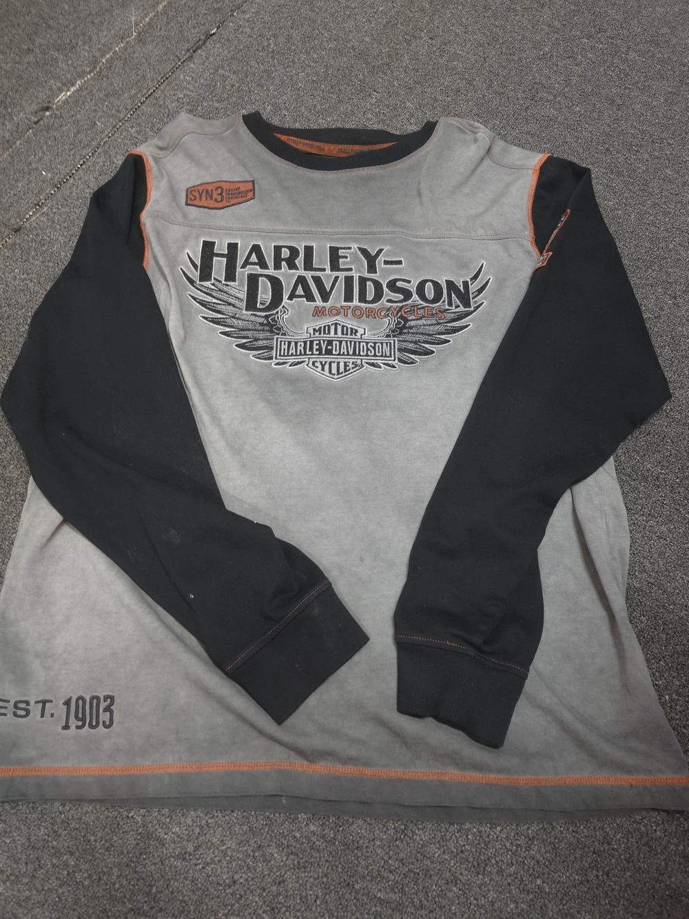 Harley-Davidson Men's Gray & Black Crewneck Long Sleeve Shirt